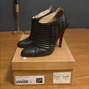 Christian Louboutin Sigourney Booties Size 6/36
